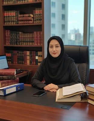 خانم فرزانه مدهوش